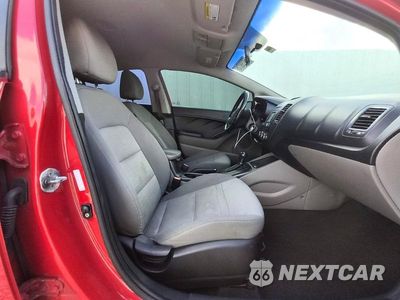 Zdjęcie 13 z 13 samochodu: 2014 KIA FORTE EX VIN:KNAFX4A82E5084606 - miniatura