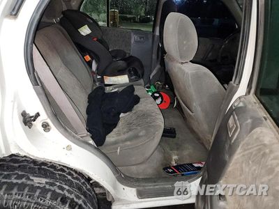 Zdjęcie 11 z 14 samochodu: 2003 ISUZU RODEO S VIN:4S2CK58W234306678 - miniatura