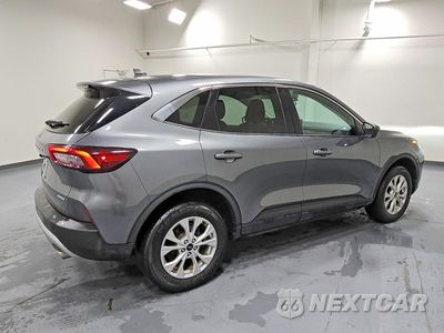 Trzecie zdjęcie samochodu z tyłu: 2023 FORD ESCAPE ACTIVE VIN:1FMCU9GN9PUA34251 - miniatura