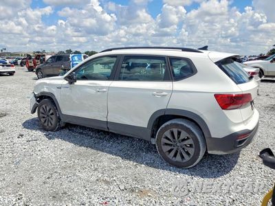 Drugie zdjęcie samochodu z przodu: 2024 VOLKSWAGEN TAOS S VIN:3VV5X7B28RM107236 - miniatura