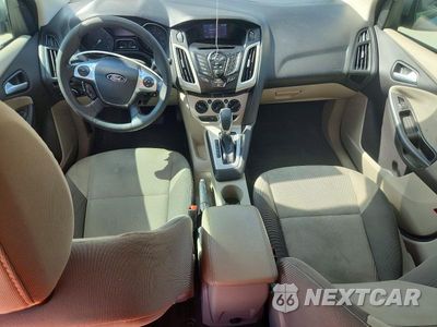 Zdjęcie 8 z 12 samochodu: 2014 FORD FOCUS SE VIN:1FADP3F21EL153134 - miniatura