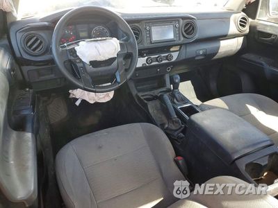 Zdjęcie 8 z 12 samochodu: 2017 TOYOTA TACOMA SR VIN:5TFRX5GN2HX077425 - miniatura