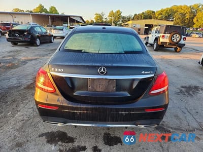 Zdjęcie 6 z 12 samochodu: 2017 MERCEDES-BENZ E 300 4MATIC VIN:WDDZF4KB6HA167972 - miniatura