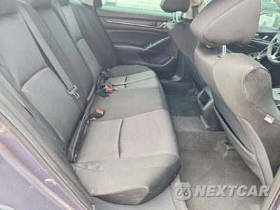 Zdjęcie 10 z 13 samochodu: 2019 HONDA ACCORD LX VIN:1HGCV1F10KA154064 - miniatura