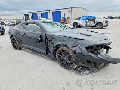 Czwarte zdjęcie samochodu z boku: 2018 CHEVROLET CAMARO SS VIN:1G1FG1R76J0157859 - miniatura