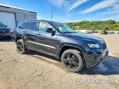 Czwarte zdjęcie samochodu z boku: 2015 JEEP GRAND CHEROKEE LAREDO VIN:1C4RJFAG2FC940536 - miniatura