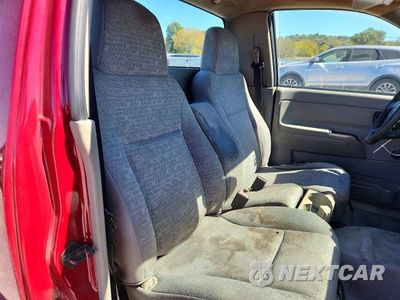 Zdjęcie 10 z 12 samochodu: 2004 GMC CANYON VIN:1GTCS146248180004 - miniatura