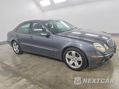 Czwarte zdjęcie samochodu z boku: 2006 MERCEDES-BENZ E 500 VIN:WDBUF70J86A813282 - miniatura