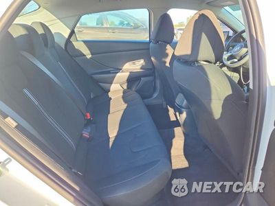 Zdjęcie 10 z 13 samochodu: 2026 HYUNDAI ELANTRA HYBRID BLUE VIN:KMHLM4DJ0TU213521 - miniatura