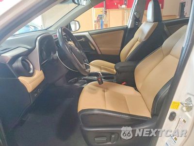 Zdjęcie 7 z 13 samochodu: 2016 TOYOTA RAV4 HV LIMITED VIN:JTMDJREV3GD020334 - miniatura
