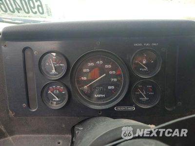 Zdjęcie 9 z 12 samochodu: 1998 FREIGHTLINER MT45 DELIVERY TRUCK VIN:4UZA4FF41WC897922 - miniatura