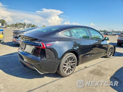 Trzecie zdjęcie samochodu z tyłu: 2025 TESLA MODEL 3 VIN:5YJ3E1EA4SF063662 - miniatura