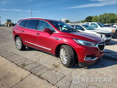 Czwarte zdjęcie samochodu z boku: 2020 BUICK ENCLAVE ESSENCE VIN:5GAERBKW2LJ271635 - miniatura