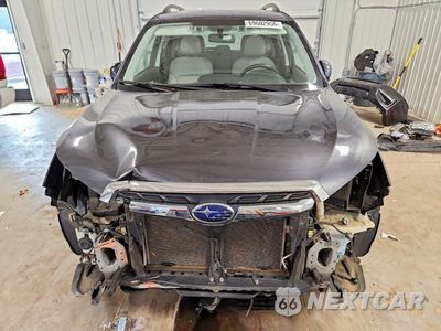 Piąte zdjęcie samochodu w środku: 2018 SUBARU FORESTER 2.5I PREMIUM VIN:JF2SJAGC2JH599628 - miniatura