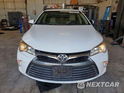 Piąte zdjęcie samochodu w środku: 2016 TOYOTA CAMRY LE VIN:4T4BF1FKXGR516943 - miniatura