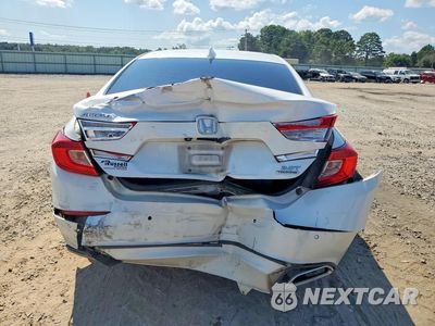 Zdjęcie 6 z 12 samochodu: 2018 HONDA ACCORD TOURING VIN:1HGCV2F97JA012398 - miniatura