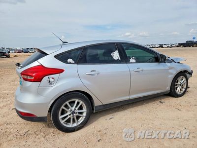 Trzecie zdjęcie samochodu z tyłu: 2016 FORD FOCUS SE VIN:1FADP3K20GL361773 - miniatura