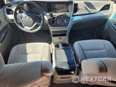 Zdjęcie 8 z 13 samochodu: 2015 TOYOTA SIENNA LE VIN:5TDKK3DC9FS578211 - miniatura