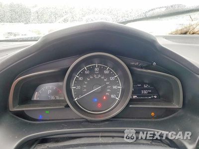 Zdjęcie 9 z 12 samochodu: 2018 MAZDA 3 SPORT VIN:3MZBN1K70JM206764 - miniatura