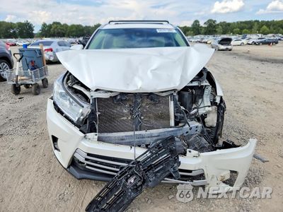 Piąte zdjęcie samochodu w środku: 2019 TOYOTA HIGHLANDER XLE VIN:5TDKZRFH3KS567271 - miniatura