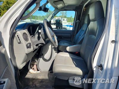 Zdjęcie 7 z 13 samochodu: 2023 FORD ECONOLINE E350 SUPER DUTY CUTAWAY VAN VIN:1FDWE3FN7PDD03470 - miniatura