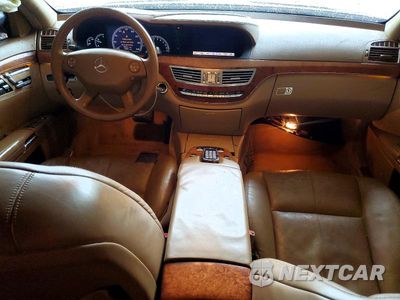 Zdjęcie 8 z 12 samochodu: 2007 MERCEDES-BENZ S 550 VIN:WDDNG71X17A014179 - miniatura
