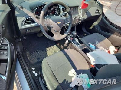 Zdjęcie 8 z 12 samochodu: 2018 CHEVROLET CRUZE LT VIN:1G1BE5SM7J7231096 - miniatura