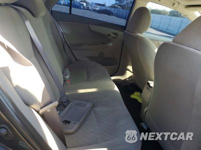 Zdjęcie 10 z 12 samochodu: 2009 TOYOTA COROLLA LE VIN:1NXBU40EX9Z009886 - miniatura