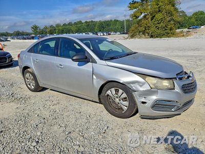 Czwarte zdjęcie samochodu z boku: 2015 CHEVROLET CRUZE LS VIN:1G1PA5SH5F7295679 - miniatura