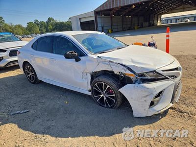Czwarte zdjęcie samochodu z boku: 2019 TOYOTA CAMRY SE VIN:4T1B11HK3KU198310 - miniatura