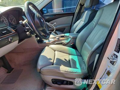 Zdjęcie 7 z 12 samochodu: 2008 BMW 528 I VIN:WBANU53588CT19796 - miniatura