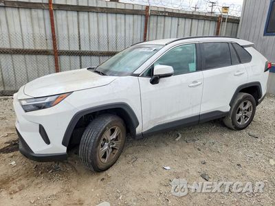 2025 TOYOTA RAV4 XLE 2T3W1RFV7SW402479 - główne zdjęcie licytacji z USA - miniatura