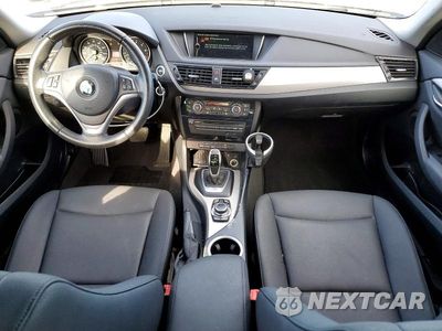 Zdjęcie 8 z 13 samochodu: 2015 BMW X1 SDRIVE28I VIN:WBAVM1C57FV316236 - miniatura