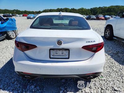 Zdjęcie 6 z 12 samochodu: 2018 ALFA ROMEO GIULIA VIN:ZARFAEBN6J7594606 - miniatura