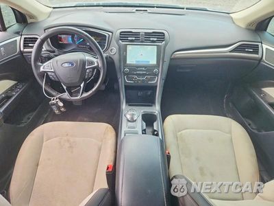 Zdjęcie 8 z 12 samochodu: 2020 FORD FUSION SE VIN:3FA6P0HD2LR102889 - miniatura
