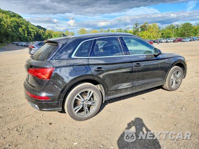 Trzecie zdjęcie samochodu z tyłu: 2020 AUDI Q5 E PREMIUM PLUS VIN:WA1E2AFY9L2064382 - miniatura