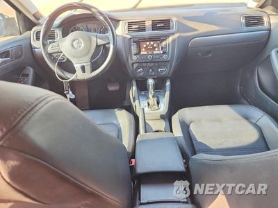 Zdjęcie 8 z 13 samochodu: 2013 VOLKSWAGEN JETTA SEL VIN:3VWLP7AJ6DM379935 - miniatura