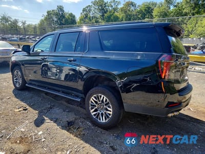 Drugie zdjęcie samochodu z przodu: 2026 CHEVROLET SUBURBAN K1500 Z71 VIN:1GNS6DKD6TR178582 - miniatura