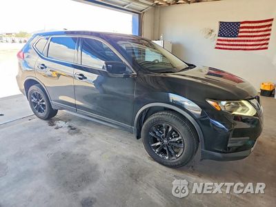 Czwarte zdjęcie samochodu z boku: 2019 NISSAN ROGUE S VIN:5N1AT2MV0KC736978 - miniatura