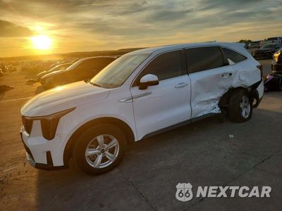 2025 KIA SORENTO LX 5XYRG4JC8SG406298 - główne zdjęcie licytacji z USA - miniatura