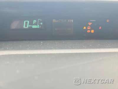 Zdjęcie 9 z 12 samochodu: 2013 TOYOTA PRIUS C ONE VIN:JTDKDTB34D1048865 - miniatura