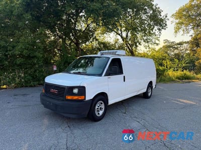 Drugie zdjęcie samochodu z przodu: 2017 GMC SAVANA G3500 VIN:1GTZ7HFG5H1107864 - miniatura