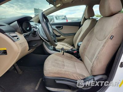 Zdjęcie 7 z 12 samochodu: 2016 HYUNDAI ELANTRA VIN:5NPDH4AE1GH673517 - miniatura