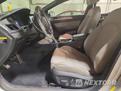 Zdjęcie 7 z 12 samochodu: 2017 HYUNDAI SONATA SPORT 2.0T VIN:5NPE34AB8HH564336 - miniatura