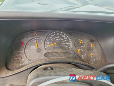 Zdjęcie 9 z 12 samochodu: 2004 GMC SIERRA DUMP TRUCK VIN:1GDJK34UX4E222255 - miniatura