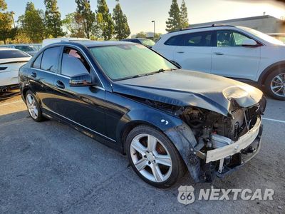 Czwarte zdjęcie samochodu z boku: 2010 MERCEDES-BENZ C 300 VIN:WDDGF5EB2AR110264 - miniatura
