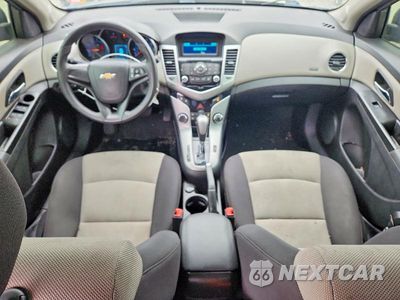 Zdjęcie 8 z 12 samochodu: 2014 CHEVROLET CRUZE LS VIN:1G1PA5SH7E7329569 - miniatura