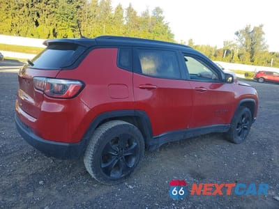 Trzecie zdjęcie samochodu z tyłu: 2019 JEEP COMPASS LATITUDE VIN:3C4NJDBB0KT745233 - miniatura