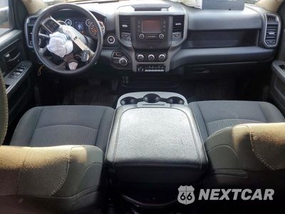 Zdjęcie 8 z 13 samochodu: 2020 RAM 2500 TRADESMAN VIN:3C6UR5CJ2LG288166 - miniatura