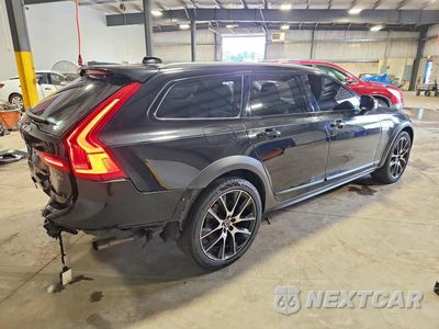 Trzecie zdjęcie samochodu z tyłu: 2018 VOLVO V90 CROSS COUNTRY T6 INSCRIPTION VIN:YV4A22NL9J1017188 - miniatura